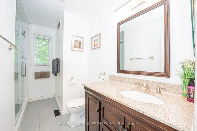 Additional image 23 of 62 Laurelcrest St