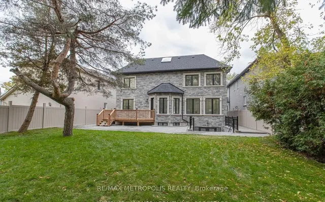 Additional image 20 of 50 Bellefontaine St