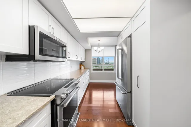 Additional image 17 of 215 Wynford Dr Unit 1001