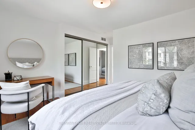 Additional image 16 of 241 Erskine Ave