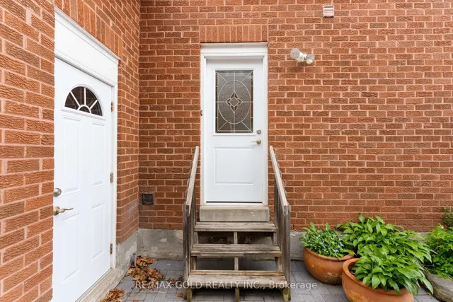 Additional image 36 of 58 Hall Cres