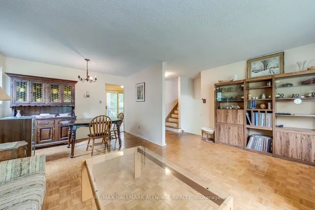 Additional image 15 of 455 Canterbury Cres