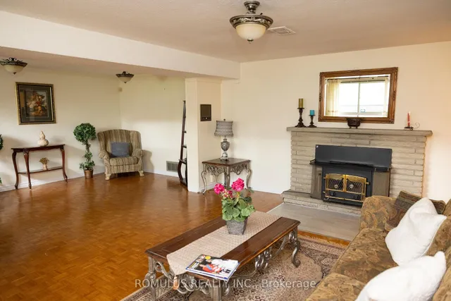 Additional image 25 of 28 Eldorado Crt