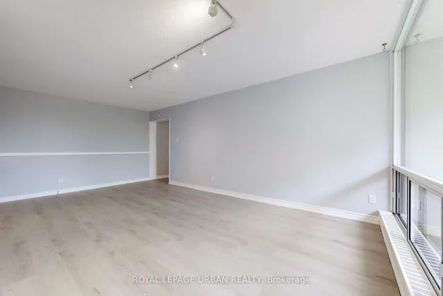 Additional image 31 of 20 Sunrise Ave Unit 102