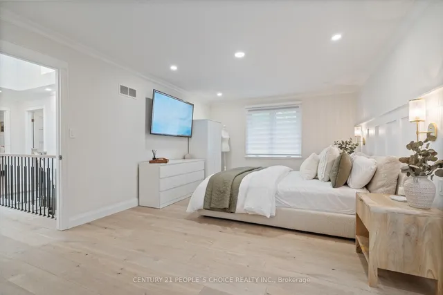 Additional image 23 of 7 Carl Cres