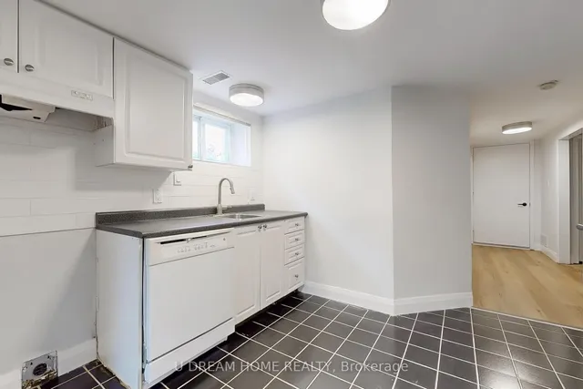 Additional image 21 of 22 Wayne Ave