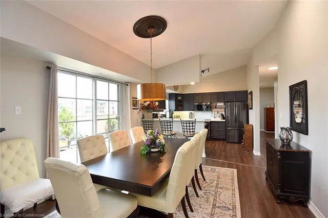 Additional image 16 of 262 Dundas St Unit 406