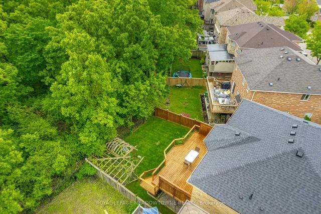 Additional image 35 of 1212 Fox Cres