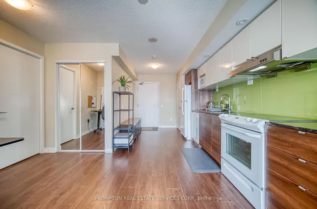 Additional image 12 of 121 Mcmahon Dr Unit 807