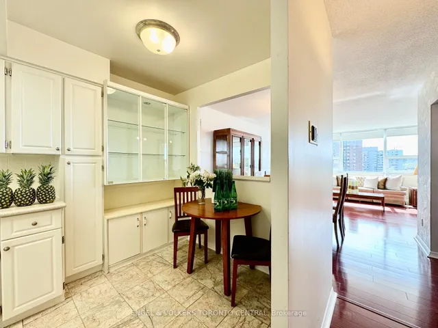 Additional image 13 of 121 Ling Rd Unit 1016