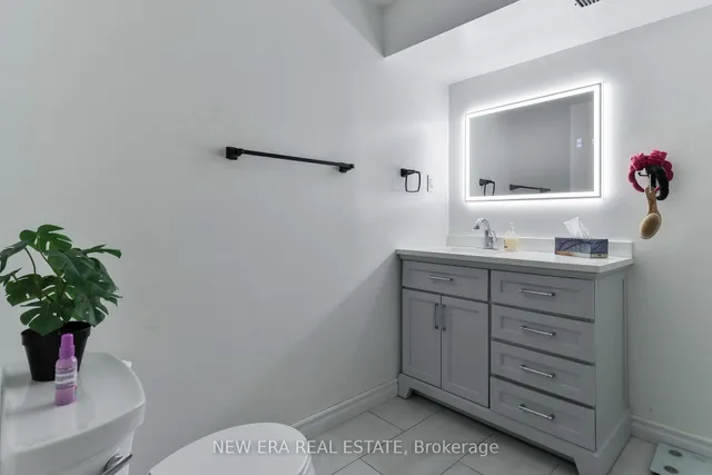 Additional image 31 of 242 George St