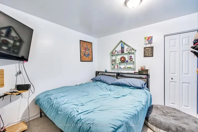 Additional image 30 of 70 Golfwood Dr