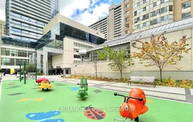 Additional image 23 of 388 Yonge St Unit 6116