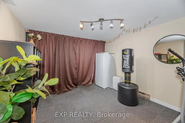 Additional image 33 of 136 Darras Crt
