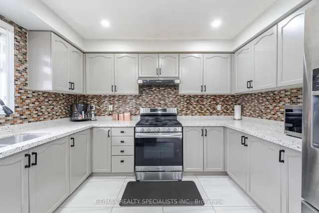 Additional image 14 of 64 Treasure Dr