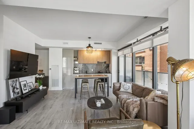 Additional image 13 of 161 Roehampton Ave Unit 601