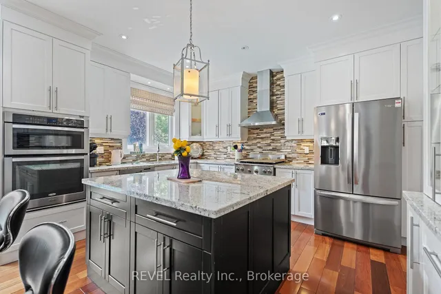 Additional image 15 of 401 Schreyer Cres