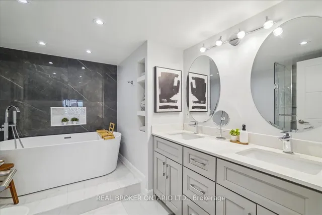 Additional image 22 of 401 Queens Quay Unit 503