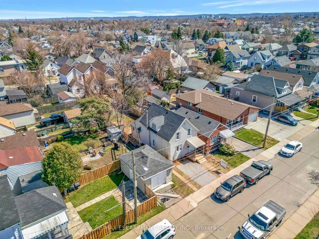 Additional image 27 of 24 Carlisle St