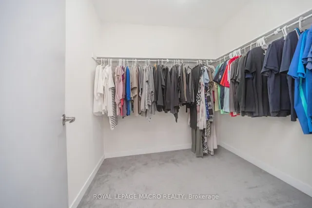 Additional image 33 of 43 Sherway St