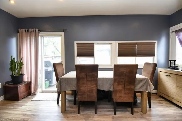 Additional image 8 of 106 Ivon Ave