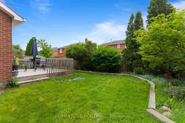 Additional image 38 of 58 Hall Cres