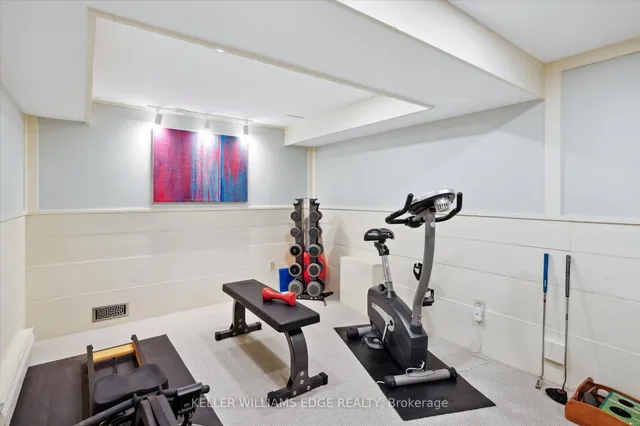 Additional image 32 of 1932 Four Seasons Dr