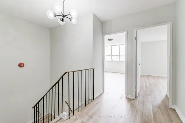 Additional image 33 of 6 Crescent Town Rd Unit 406