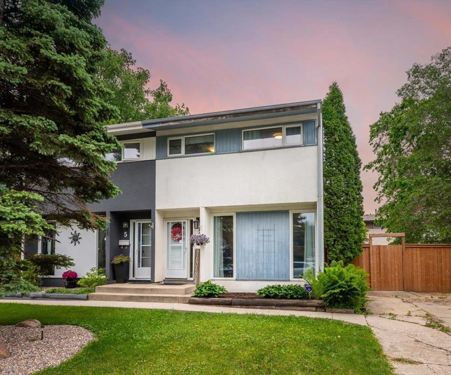 3 Oakmont Avenue|Winnipeg, Manitoba R2J2M4