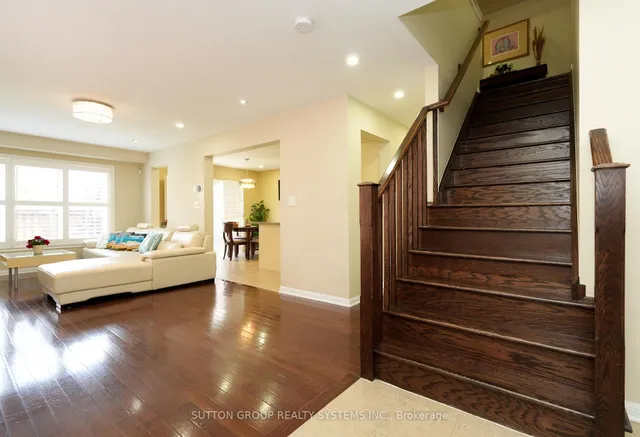 Additional image 16 of 35 Bleasdale Ave