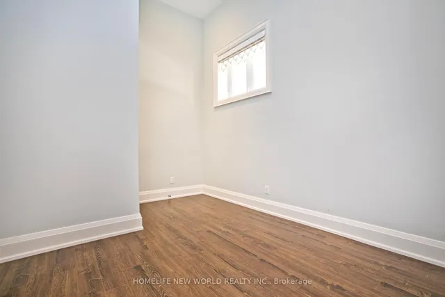 Additional image 11 of 302. Johnston Ave