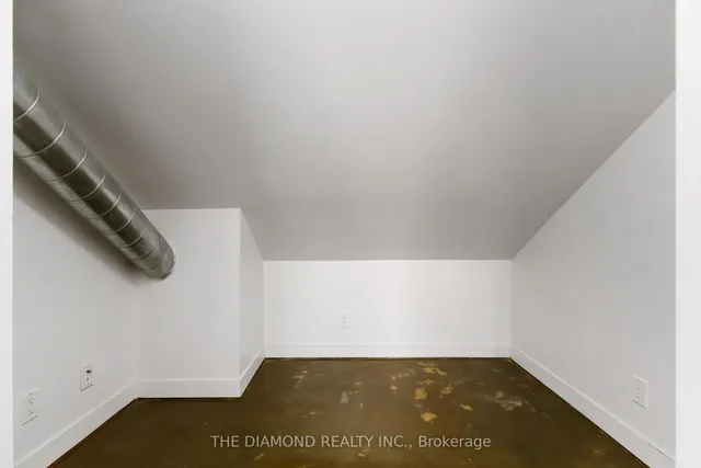 Additional image 30 of 201 Carlaw Ave Unit 255