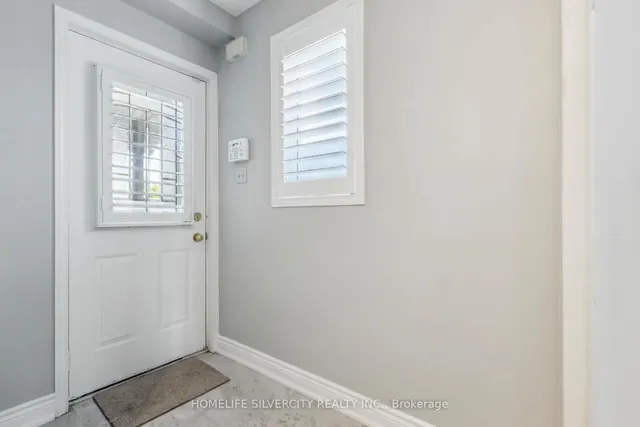 Additional image 4 of 221 Grey Fox Dr