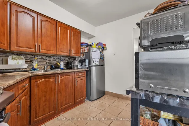 Additional image 21 of 3555 Derry Rd Unit 912