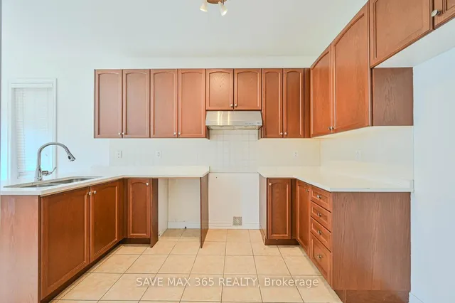 Additional image 17 of 330 Giddings Cres