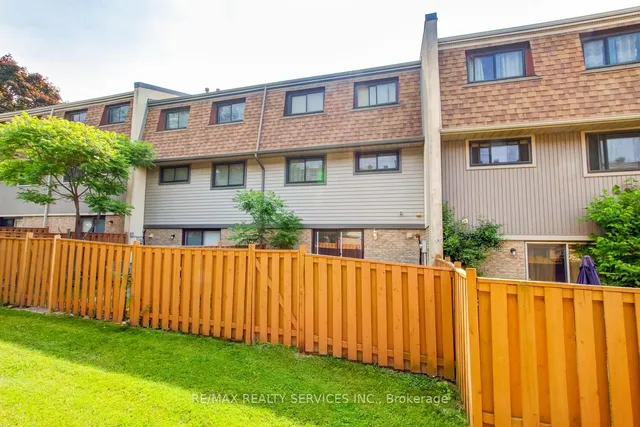 Additional image 34 of 112 Ashton Cres Unit 112