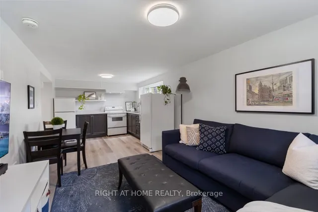 Additional image 23 of 4224 Bloor St