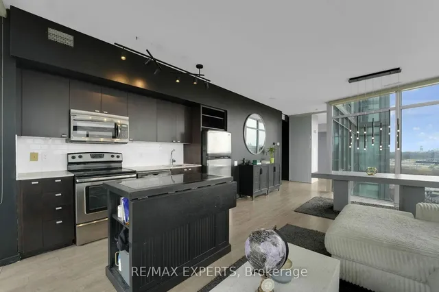 Additional image 17 of 103 The Queensway N/A Unit 1414