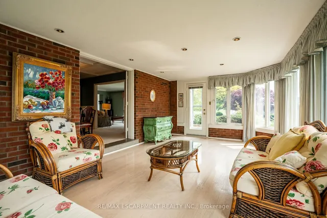 Additional image 21 of 426 North Shore Blvd