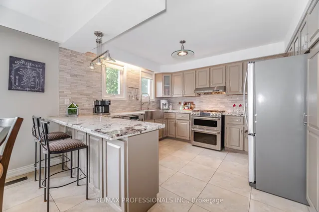 Additional image 11 of 152 Church St