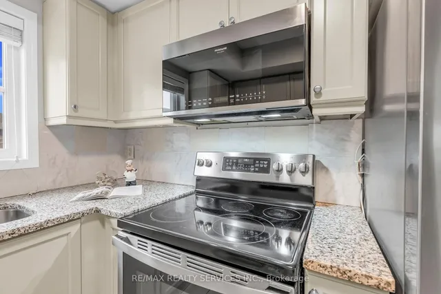 Additional image 24 of 60 Baycliffe Cres Unit 104