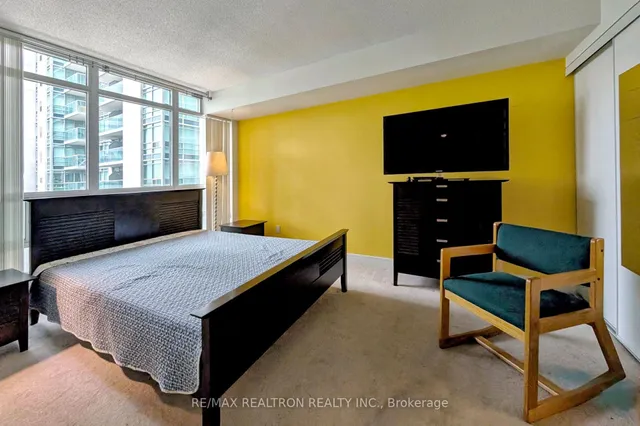 Additional image 15 of 35 Bales Ave Unit 916