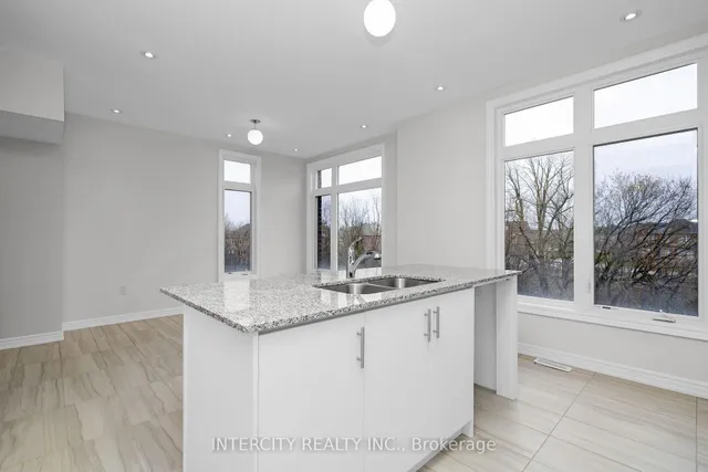 Additional image 14 of 42 Queenpost Dr