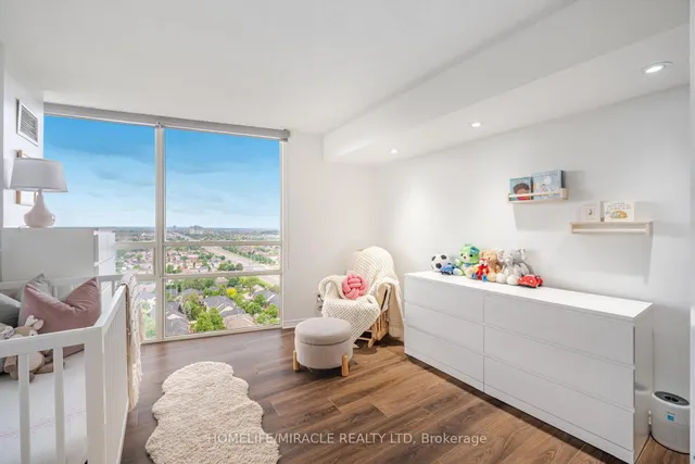 Additional image 27 of 50 Eglinton Ave Unit 2107