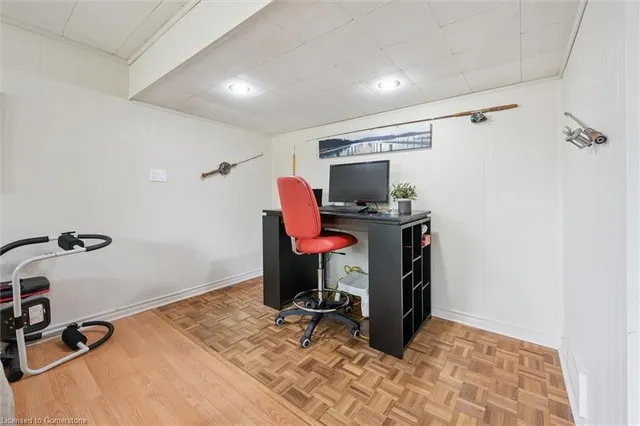 Additional image 31 of 201 Stonybrook Dr