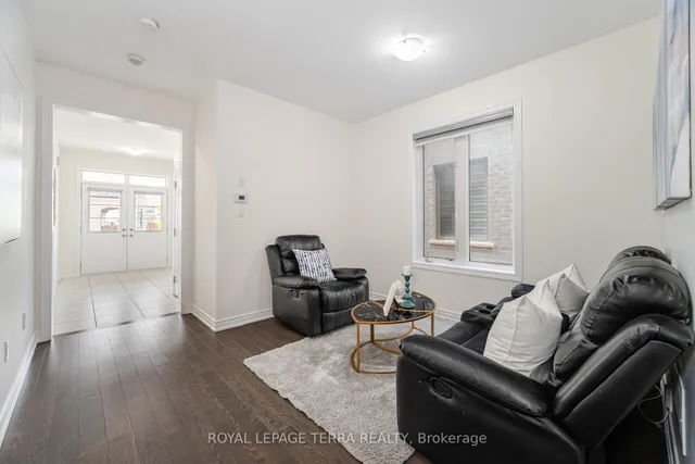 Additional image 7 of 47 Cobriza Cres