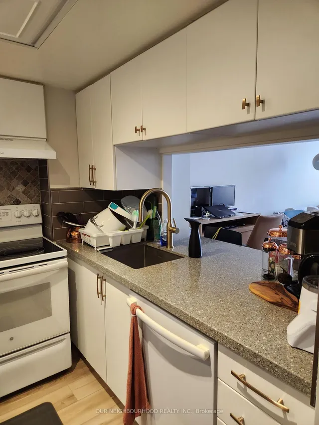 Additional image 9 of 1470 Midland Ave Ave Unit 2305