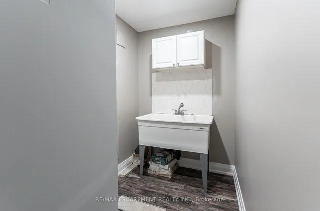 Additional image 22 of 188 Mother's St