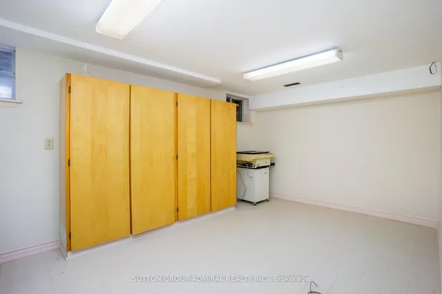 Additional image 25 of 43 Vanderbrent Cres