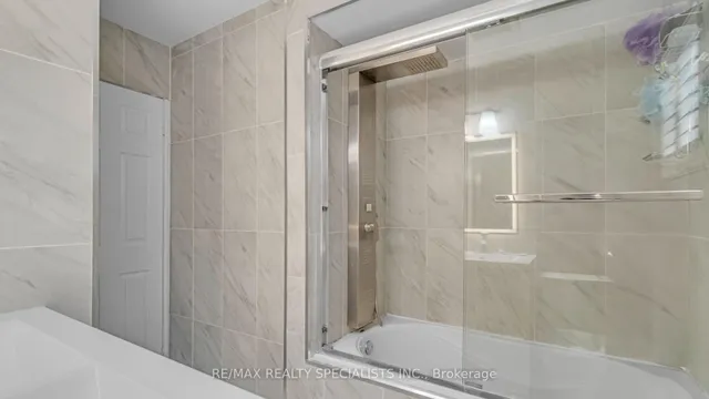 Additional image 40 of 21 EARL  GREY Cres